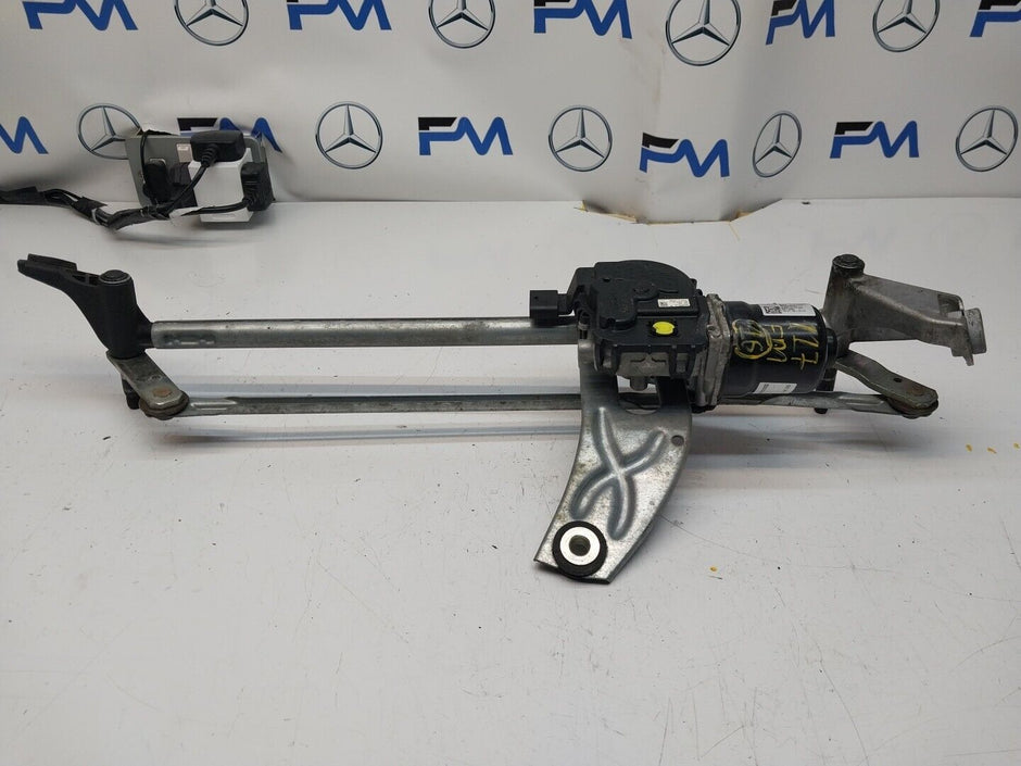 MERCEDES-BENZ A CLASS W177  FRONT WIPER MOTOR WITH LINKAGE A1779064801 FM00240