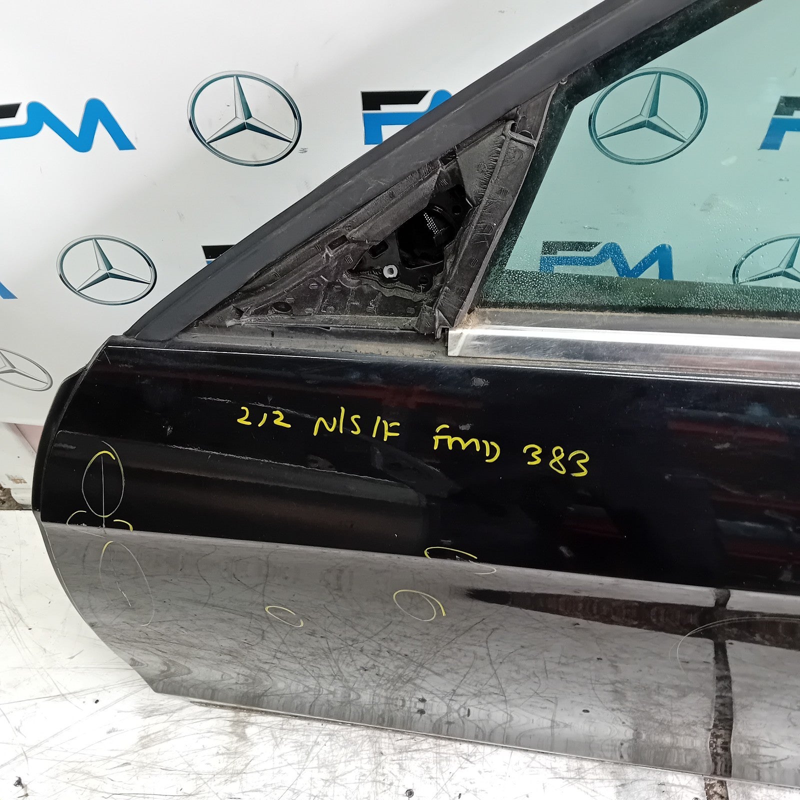 MERCEDES E-CLASS W212 PASSENGER FRONT DOOR NSF 2009-16 BLACK COMPLETE FMD383