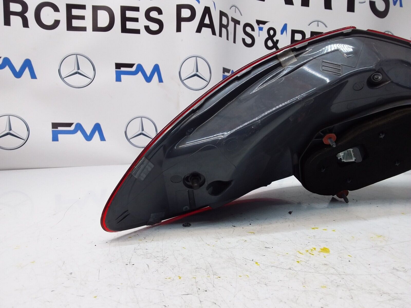 2018 MERCEDES  C CLASS W205 REAR DRIVER SIDE O/S LED LIGHT A2059061457 FMT25