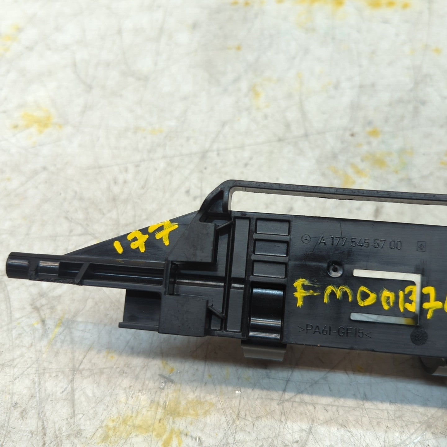 MERCEDES A-CLASS W177 AMBIENT LIGHT CONTROL UNIT BRACKET A1775455700 FM001376