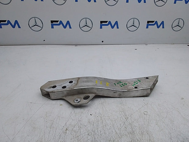 MERCEDES E-CLS W213 RADIATOR SUPPORT BRACKET RIGHT FMR250