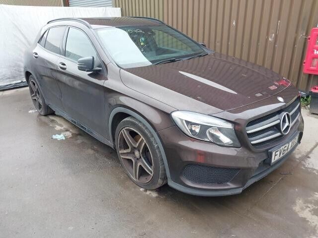 MERCEDES BENZ GLA W156 / AIR BAGS ( STEERING WHEEL, KNEE, ROOF )