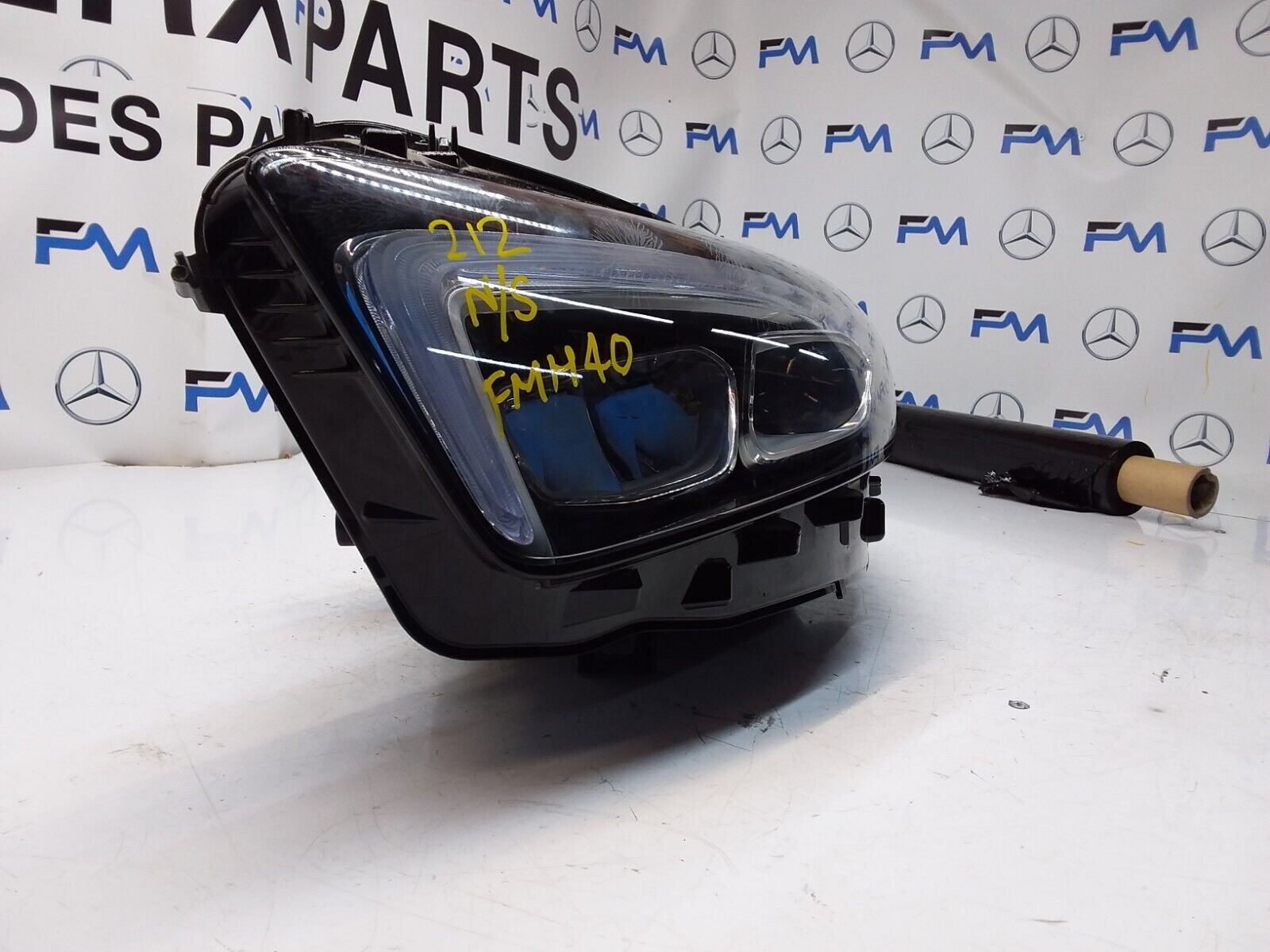 2014 MERCEDES E-CLASS W212 N/S Passenger Side Front Headlight FMH40 LED HIGH
