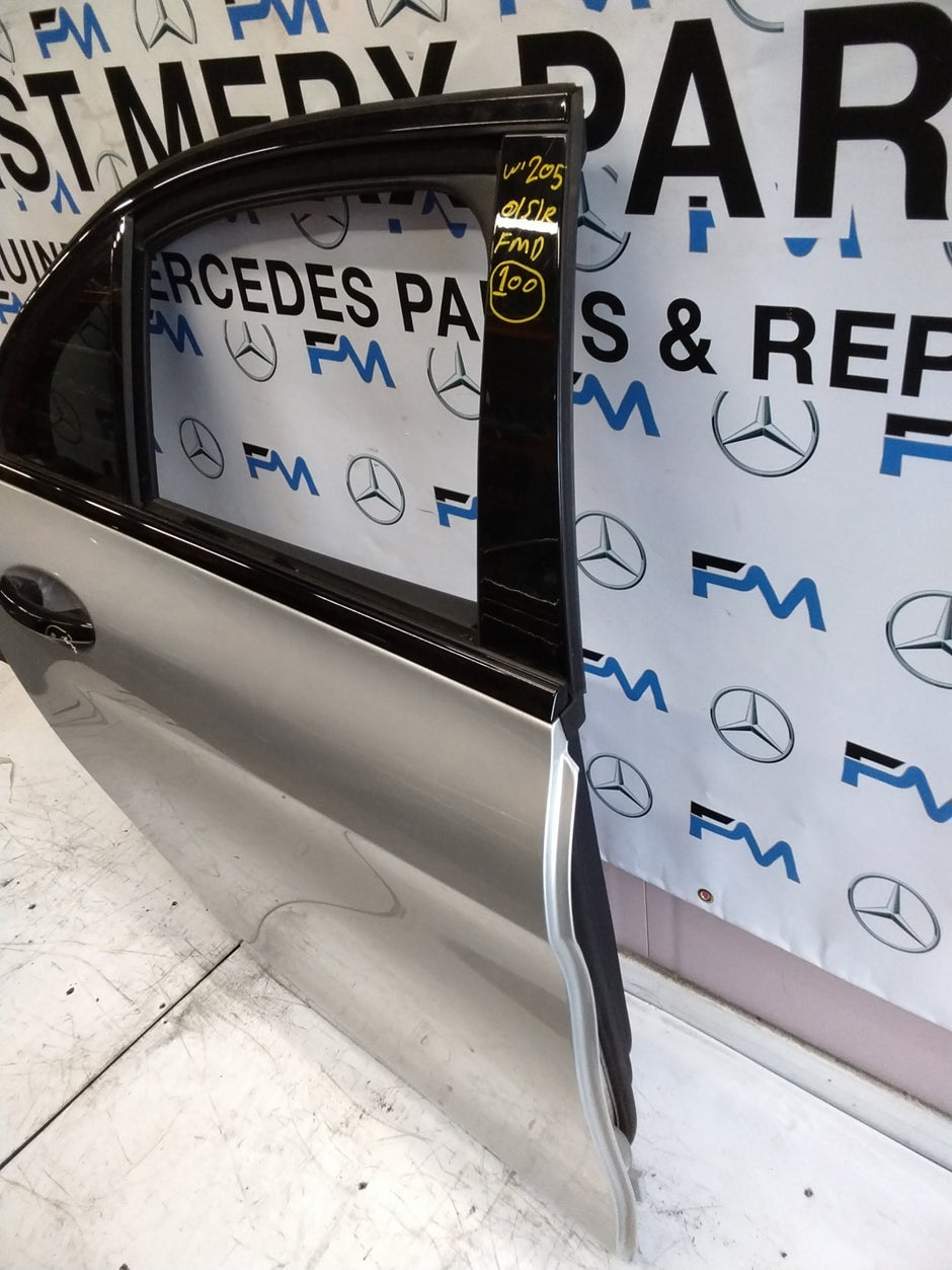 MERCEDES BENZ  C-CLASS W205 DRIVER SIDE REAR DOOR O/S/R COMPLETE SILVER FMD100