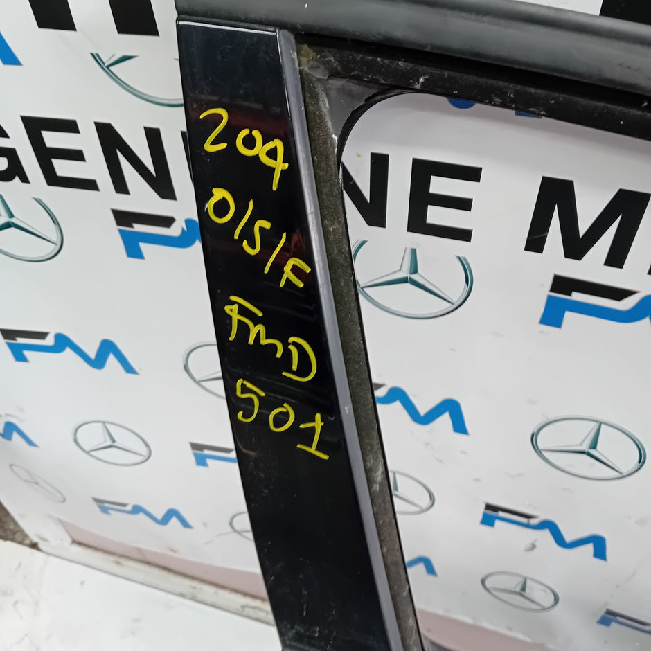 MERCEDES BENZ C-CLASS W204 DRIVER FRONT DOOR OSF 2013 BLACK FMD501