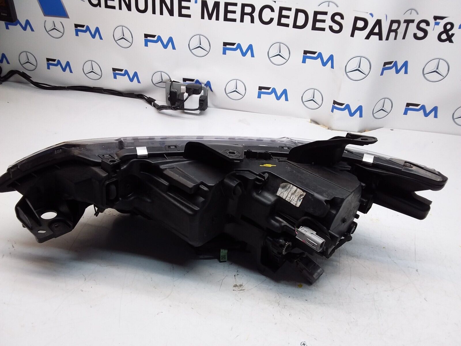 MITSUBISHI OUTLANDER MK3 2018 HEADLIGHT DRIVER SIDE RIGHT R009A Z6UB FMH70
