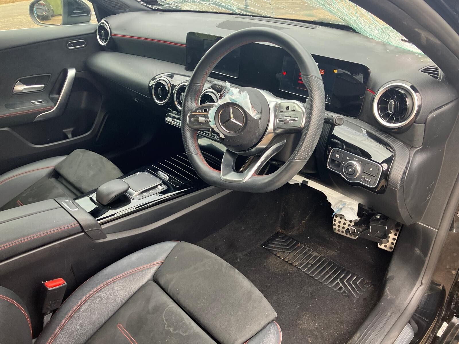 MERCEDES BENZ A-CLASS W177 BREAKING / AIR BAGS ( STEERING WHEEL, KNEE, ROOF )