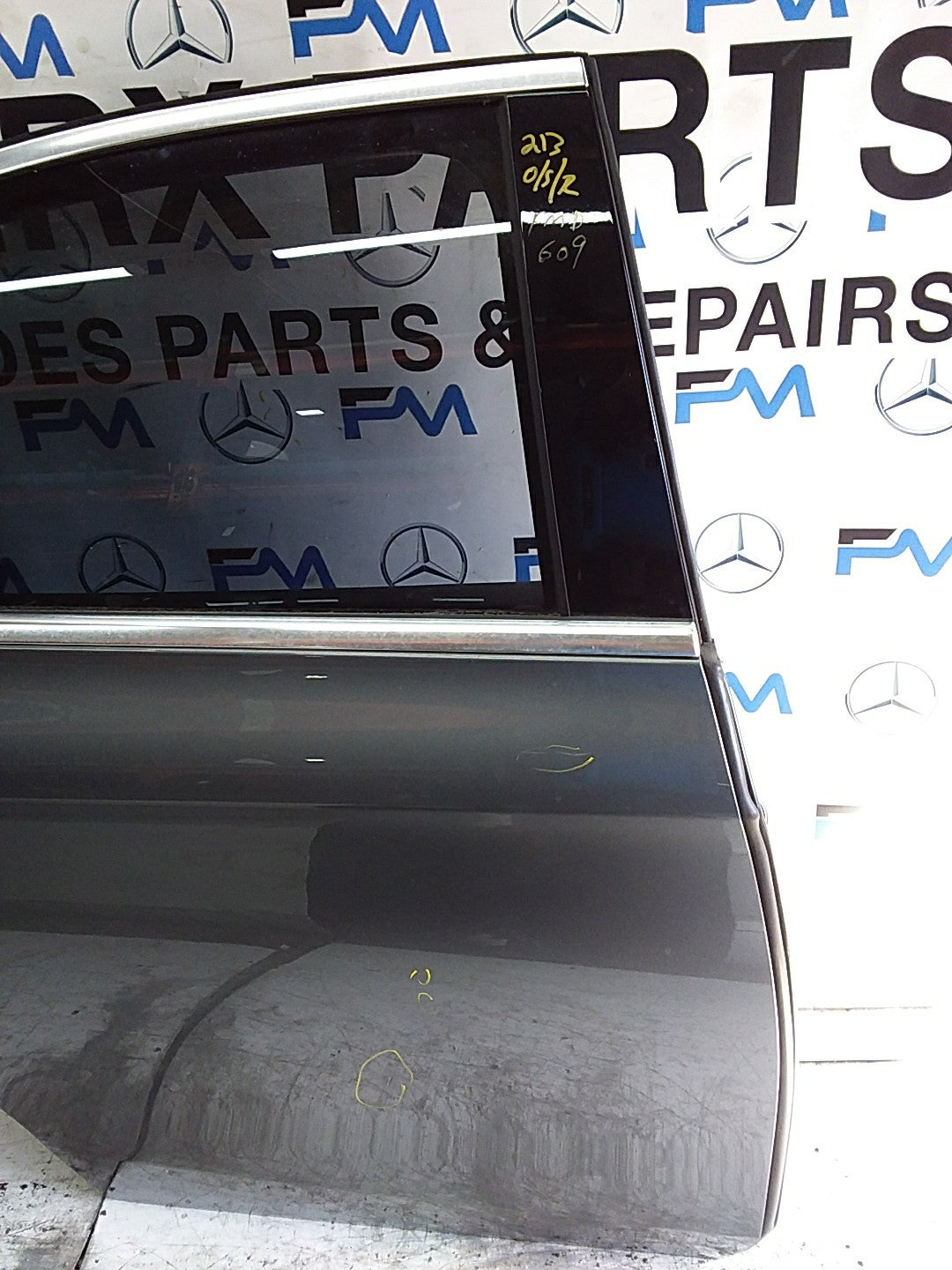 MERCEDES E-CLS W213 SLN DRIVER REAR DOOR OSR GREY 2016 ONWARDS COMPLETE FMD609