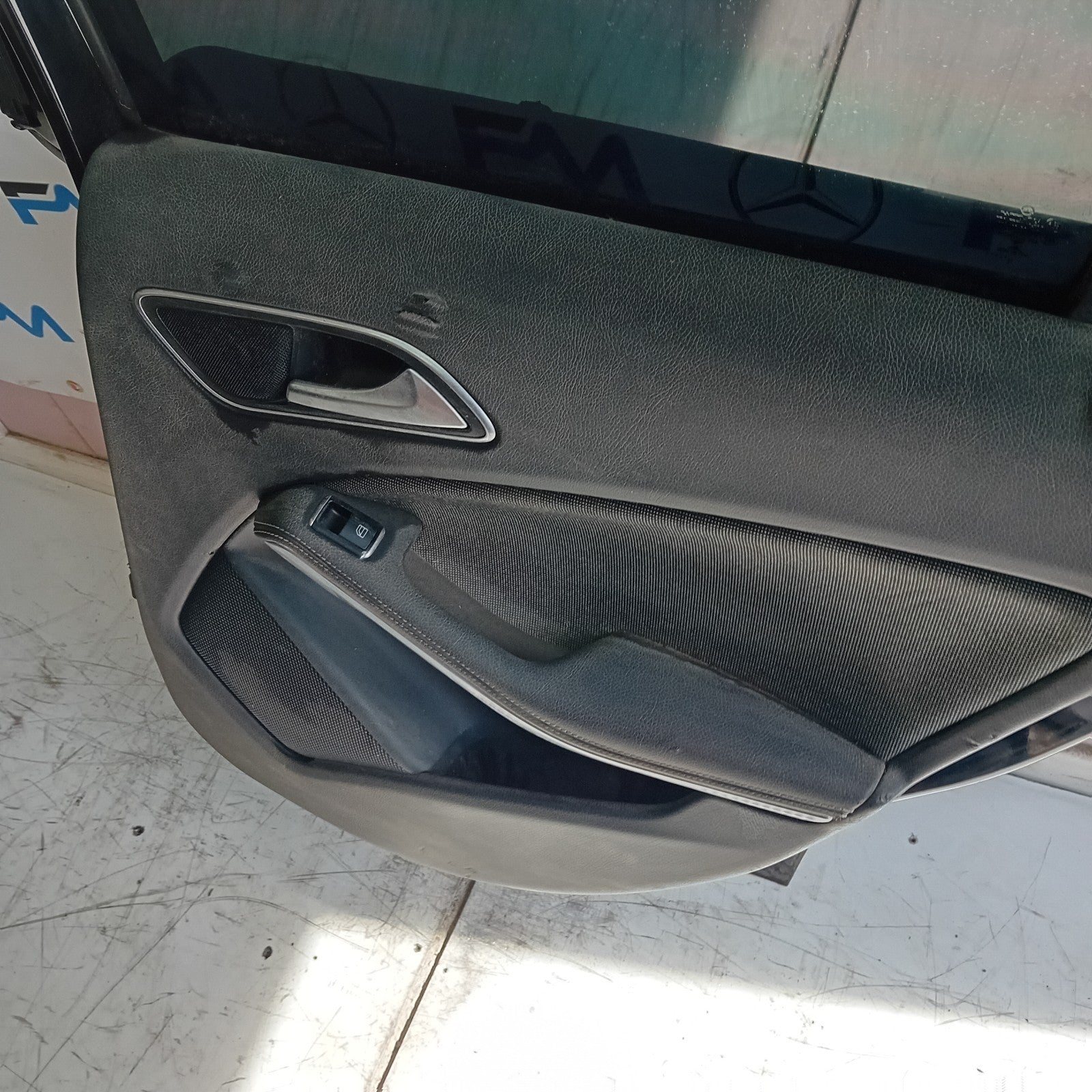 MERCEDES BENZ A-CLASS W176 DRIVER SIDE REAR DOOR O/S/R BLACK FMD119