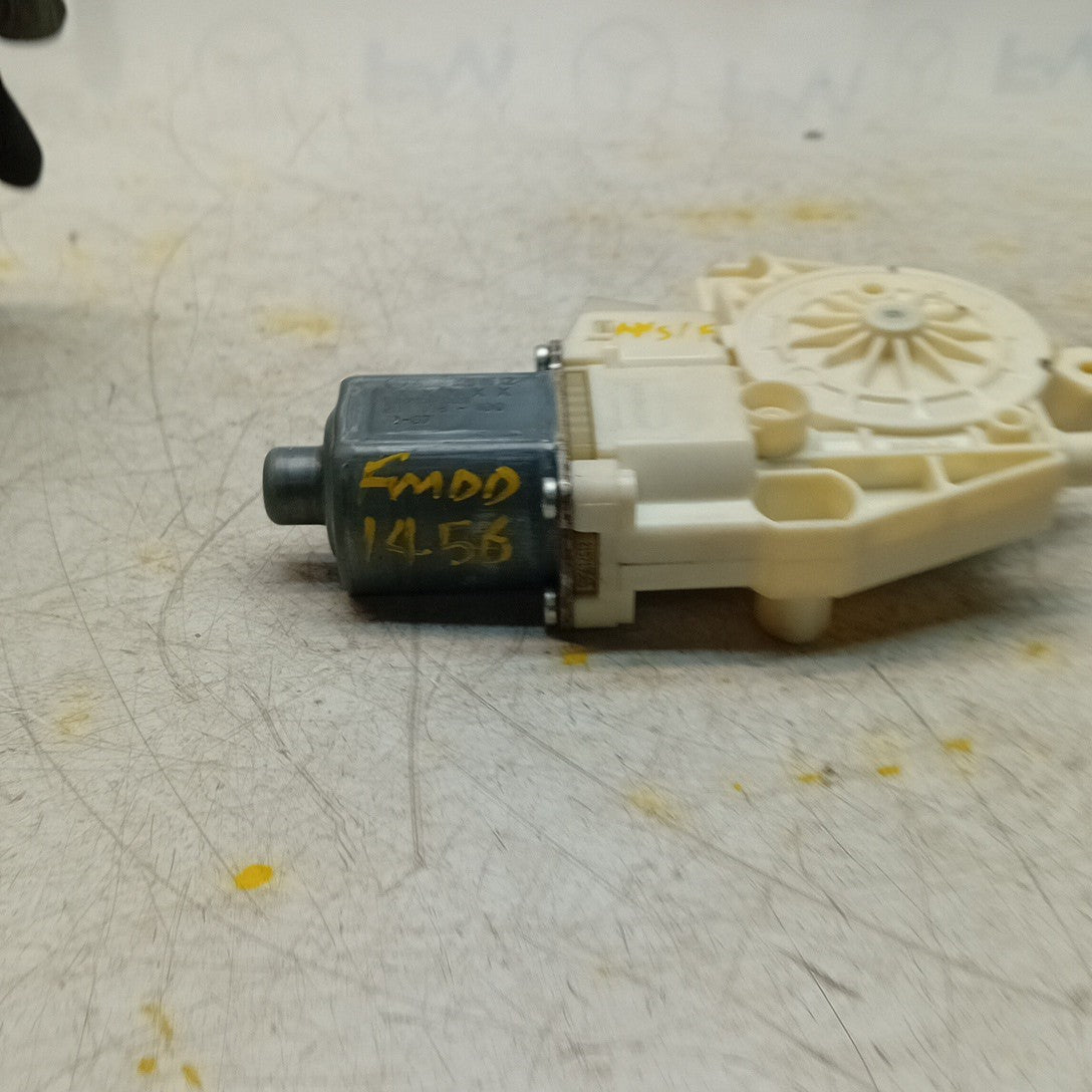 MERCEDES C-CLASS W204 WINDOW REGULATOR MOTOR LEFT NSF A2048200642 FM001456