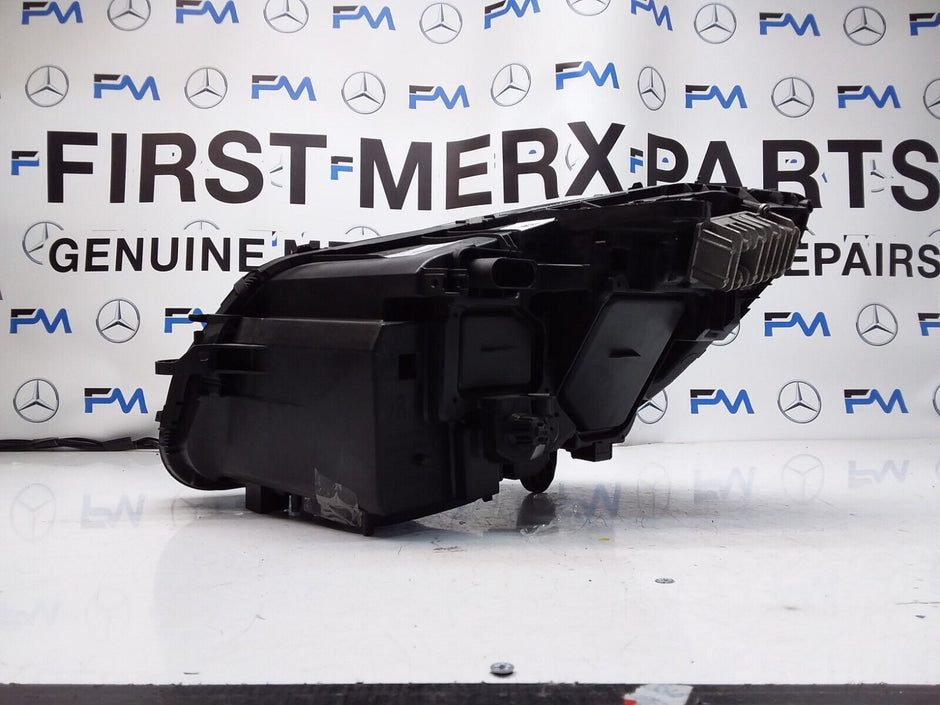 2018 MERCEDES C-CLASS W205 O/S HEADLIGHT  A2059062604 FMH55 LED HIGH PERFORMANCE