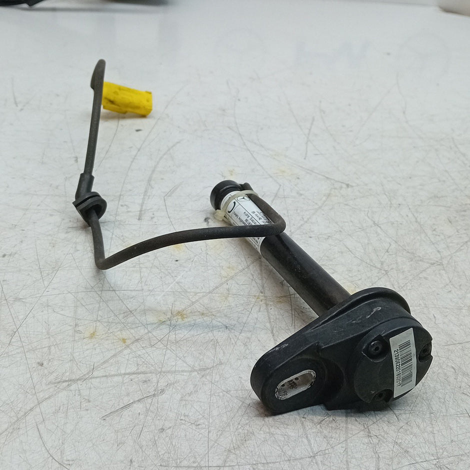 MERCEDES E CLASS W213 BONNET PEDESTRIAN ACTUATOR A2139062201 2017 FM001443