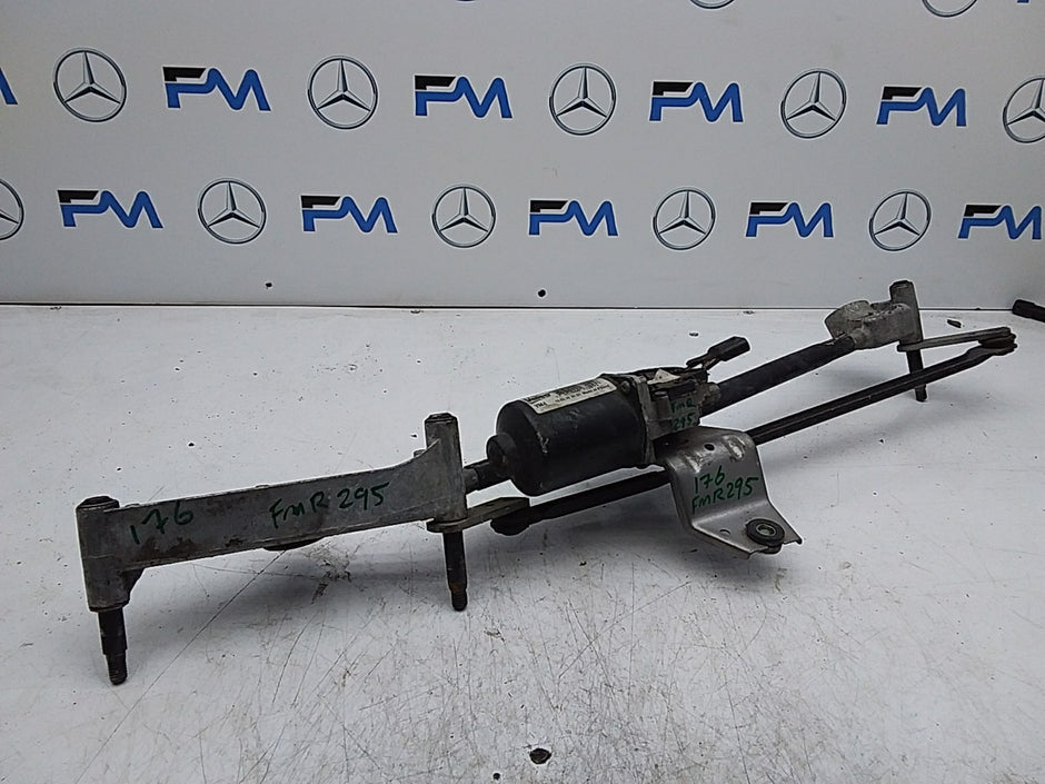 MERCEDES A-CLS W176 WIPER MOTOR AND LINKAGE A1769061900 FMR295