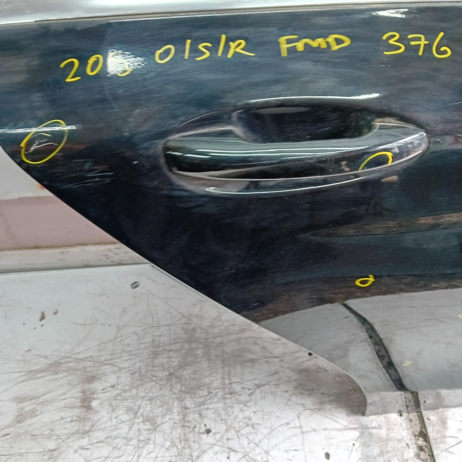 MERCEDES C-CLASS W205 SLN PASSENGER REAR DOOR NSR BLACK 2014 ON COMPLETE FMD376