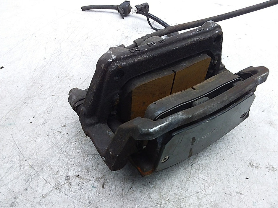 MERCEDES GLA  W247 WHEEL BRAKE CALIPER  LEFT PASSENGER SIDE A1774213400 FMR365