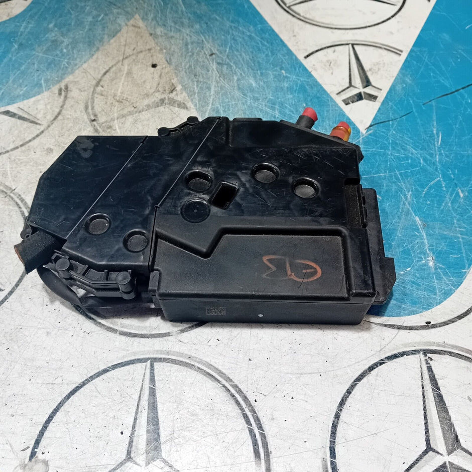 2021 MERCEDES A CLASS A180 W177 FUSE RELAY BOX BATTERY A1775404107