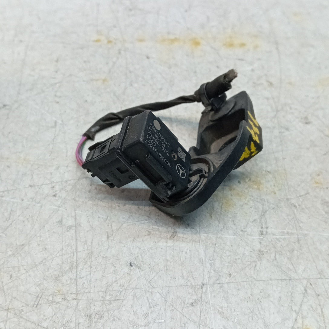 MERCEDES A B-CLASS AIR QUALITY SENSOR W177 W247 A2479300301 A0009054807 FM001648