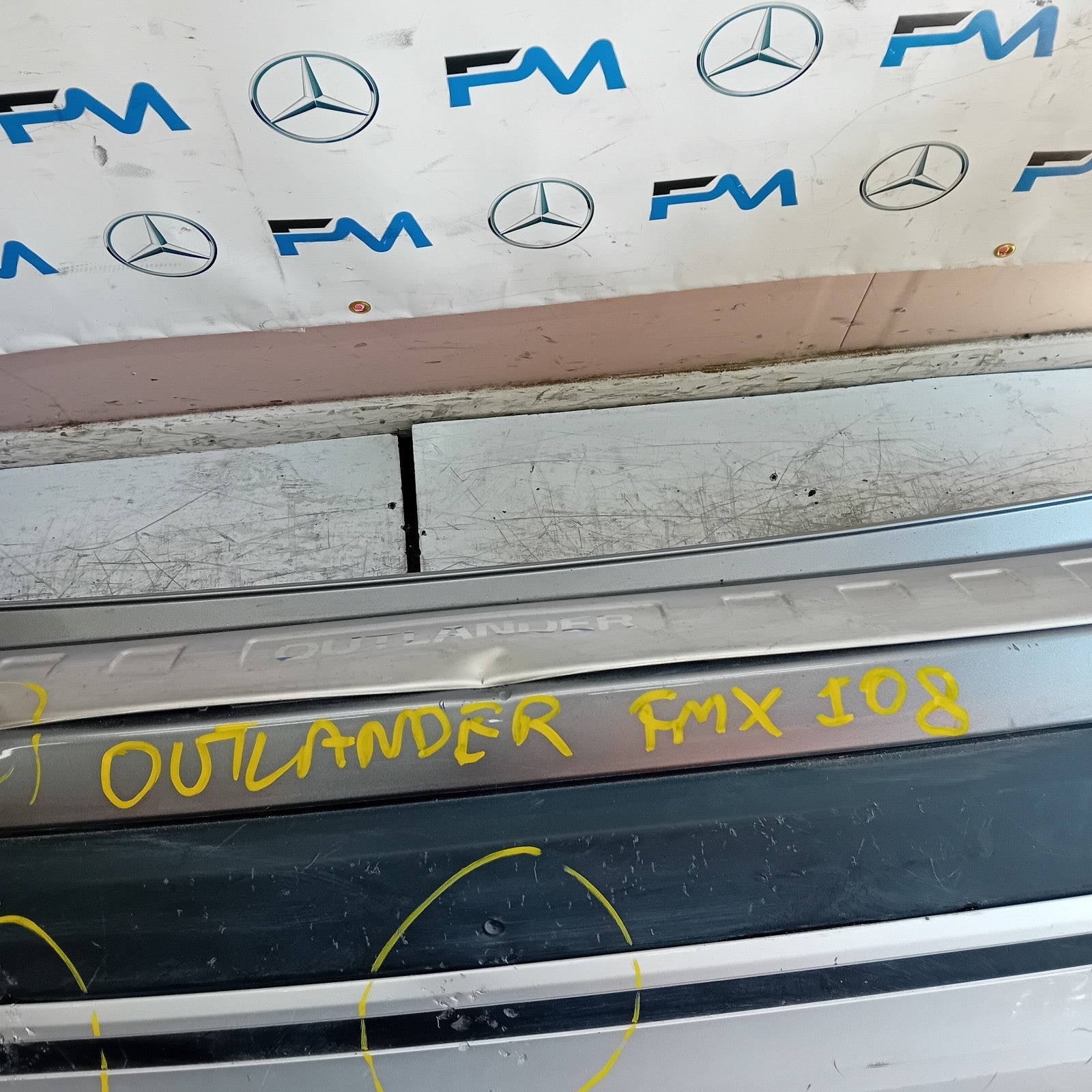 MITSUBISHI OUTLANDER MK3 REAR BUMPER GREY 2013 COMPLETE FMX108