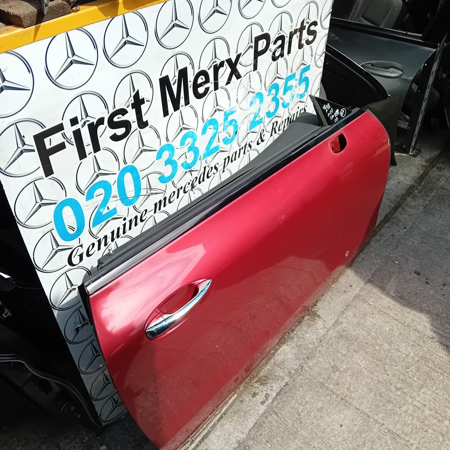 MERCEDES BENZ E-CLASS  W238 COUPE  DRIVER SIDE  DOOR ( OFF SIDE  )