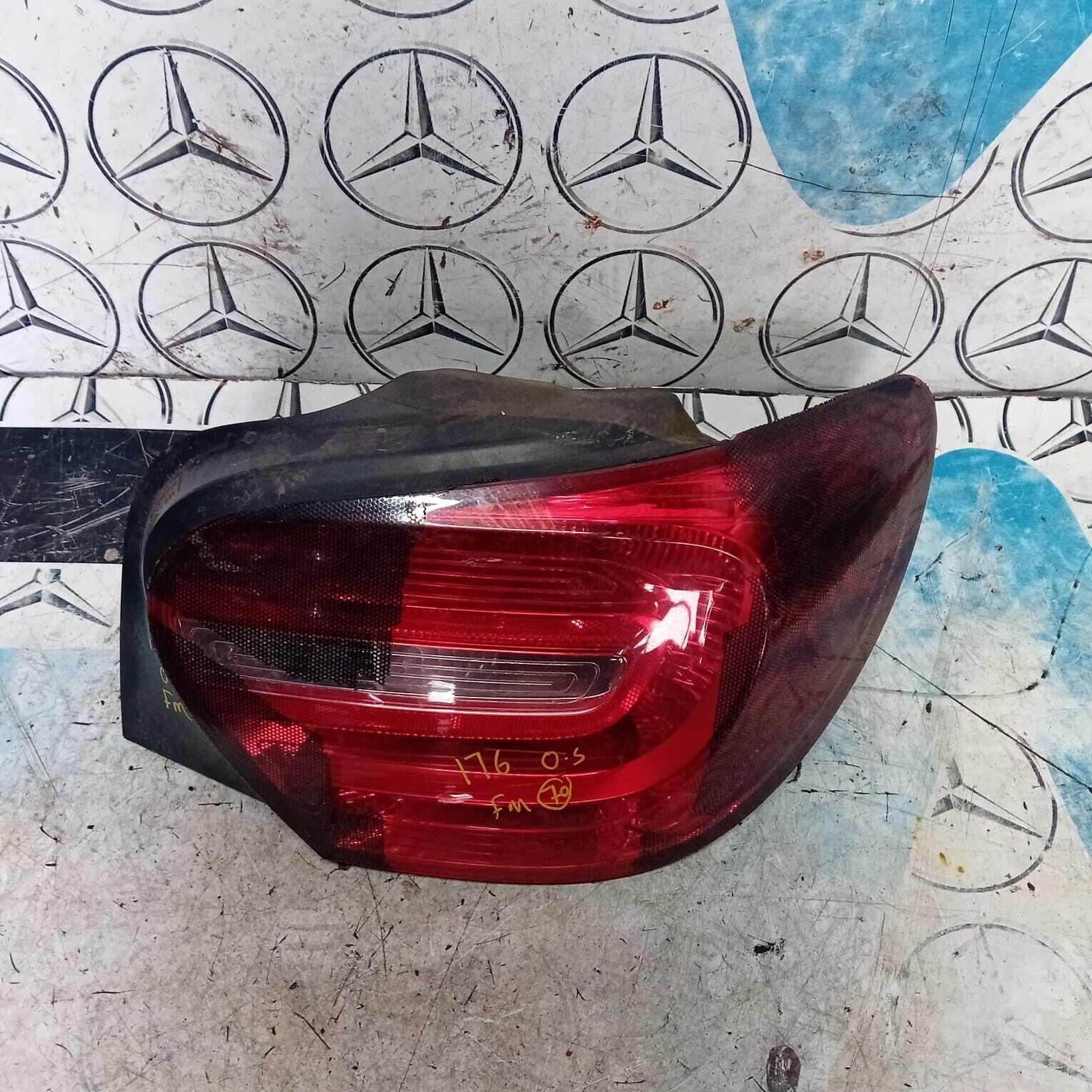 MERCEDES BENZ A-CLASS REAR OUTER DRIVER SIDE TAIL LIGHT A1769060200