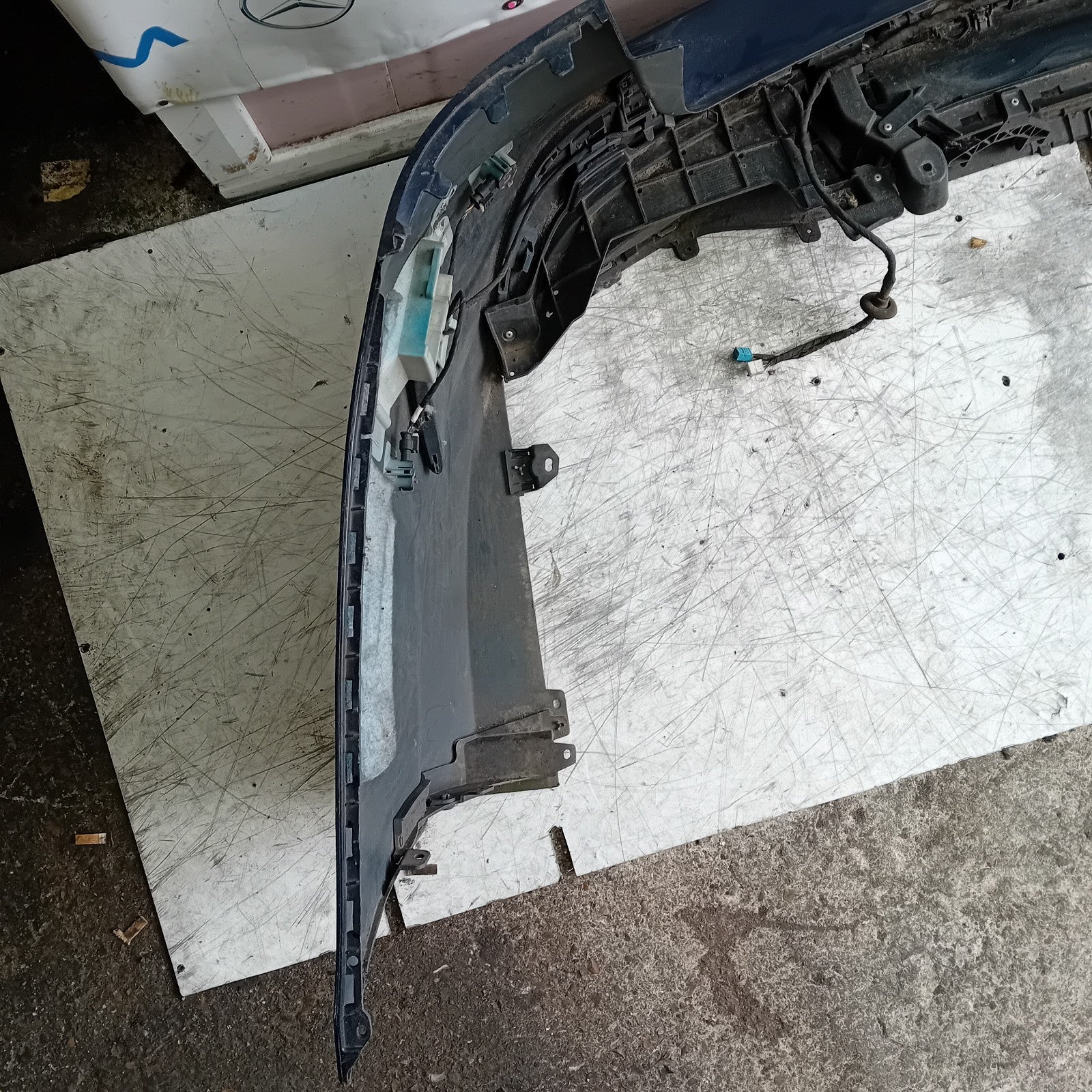 MERCEDES C-CLASS S205 EST REAR BUMPER 2014 BLUE  A2058856238 COMPLETE FMX39