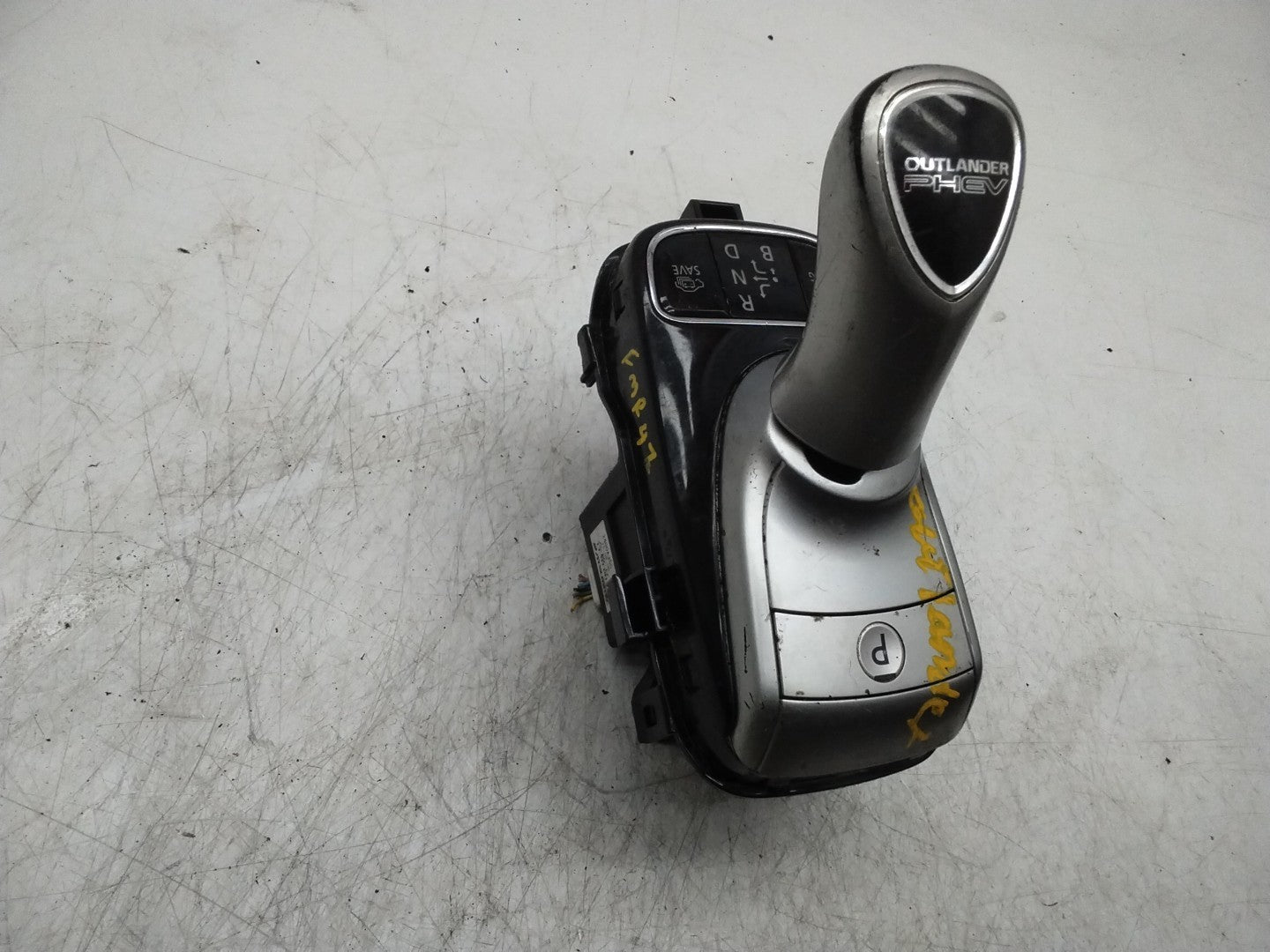MITSUBISHI OUTLANDER GEAR STICK 2400A355 FMR47
