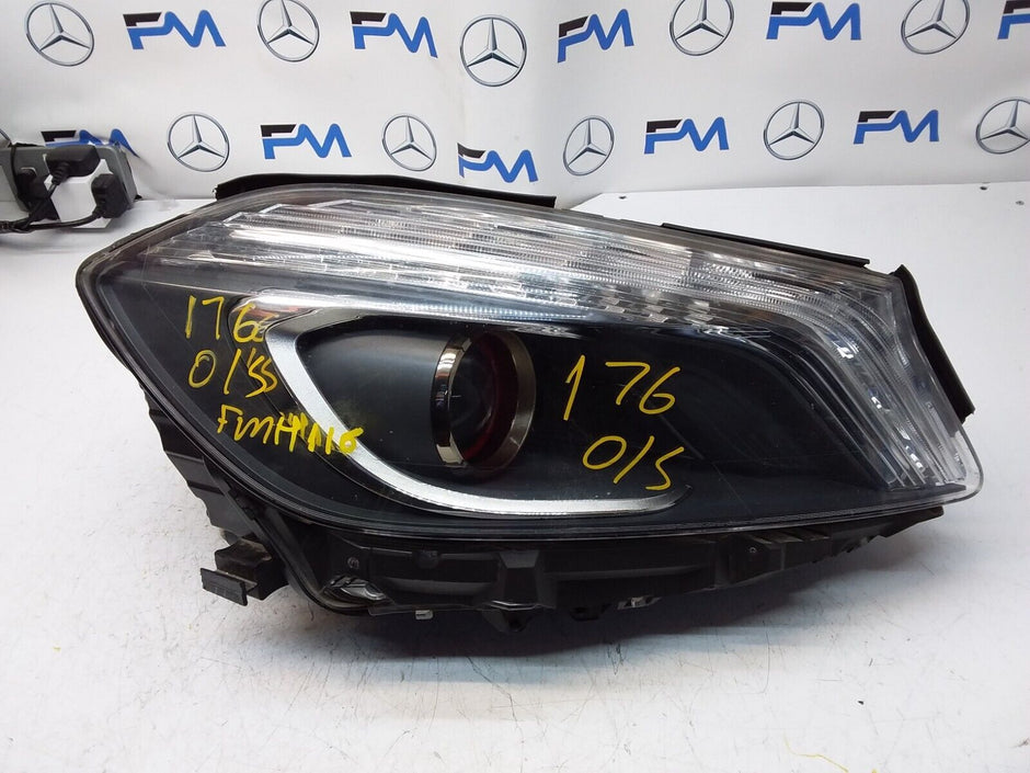 2015 MERCEDES A-CLASS W176 HEADLIGHT DRIVER SIDE OS A1768204561 FMH116 (Damaged)