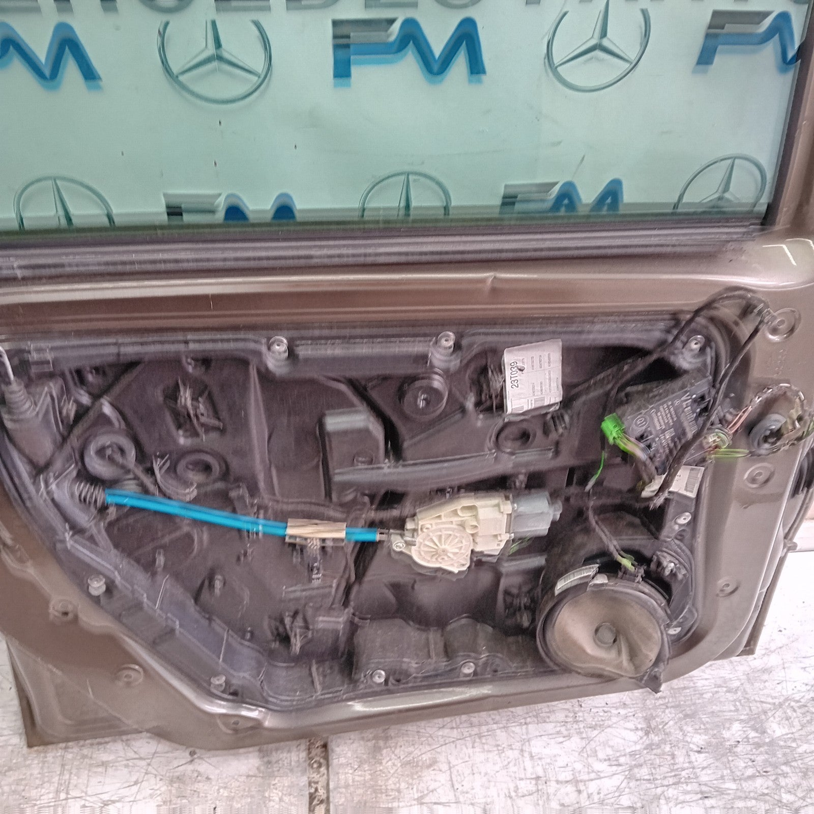 MERCEDES B-CLASS W246 PASSENGER FRONT DOOR NSF BROWN 2012-19 COMPLETE FMD387