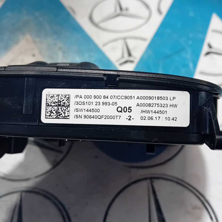 GENUINE MERCEDES C CLASS  INTERIOR READING LIGHT CONTROL PANEL A0009018503