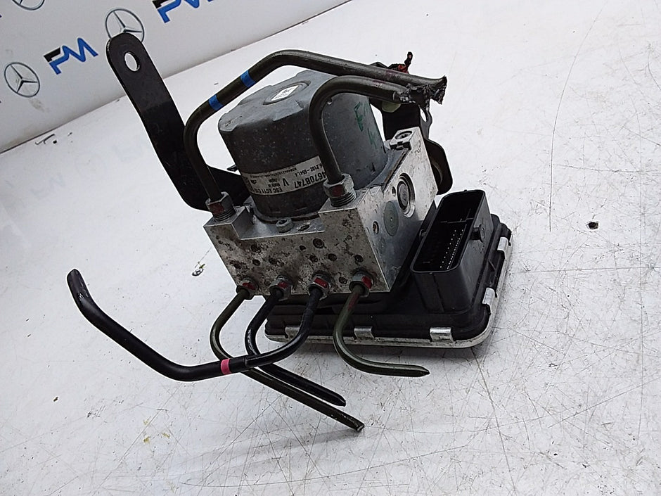 MITSUBISHI OUTLANDER MK3 HYBRID ABS PUMB AMPLIFIER UNIT 4670B747 FMR496