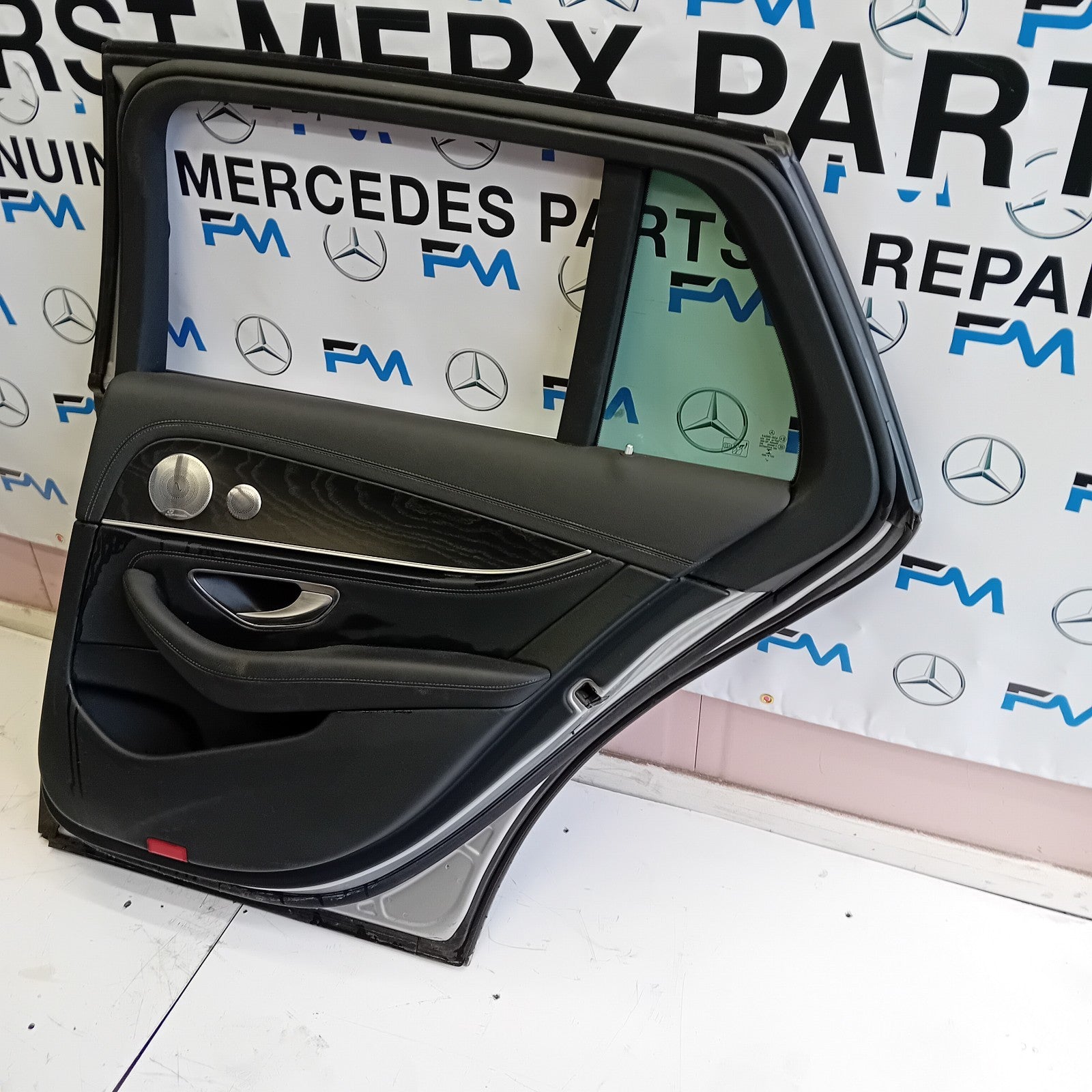 MERCEDES BENZ E CLASS W213 DRIVER SIDE REAR DOOR ( OFFSIDE REAR ) FMD13