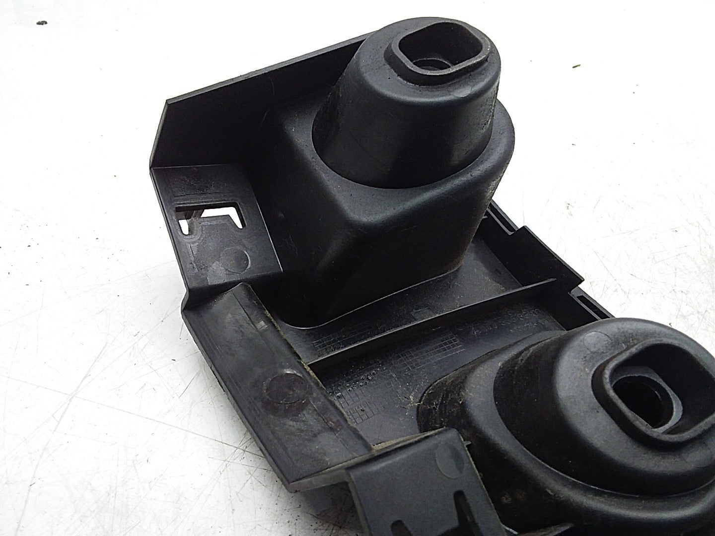 MERCEDES A-CLS W177 REAR LEFT BUMPER BRACKET A1778853302 FMR228