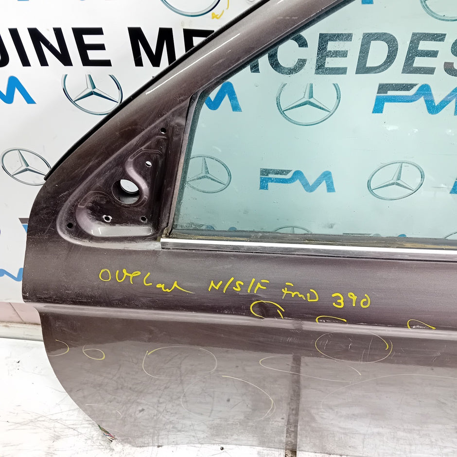 MITSUBISHI OUTLANDER MK3 PASSENGER FRONT DOOR NSF 2013  FMD390