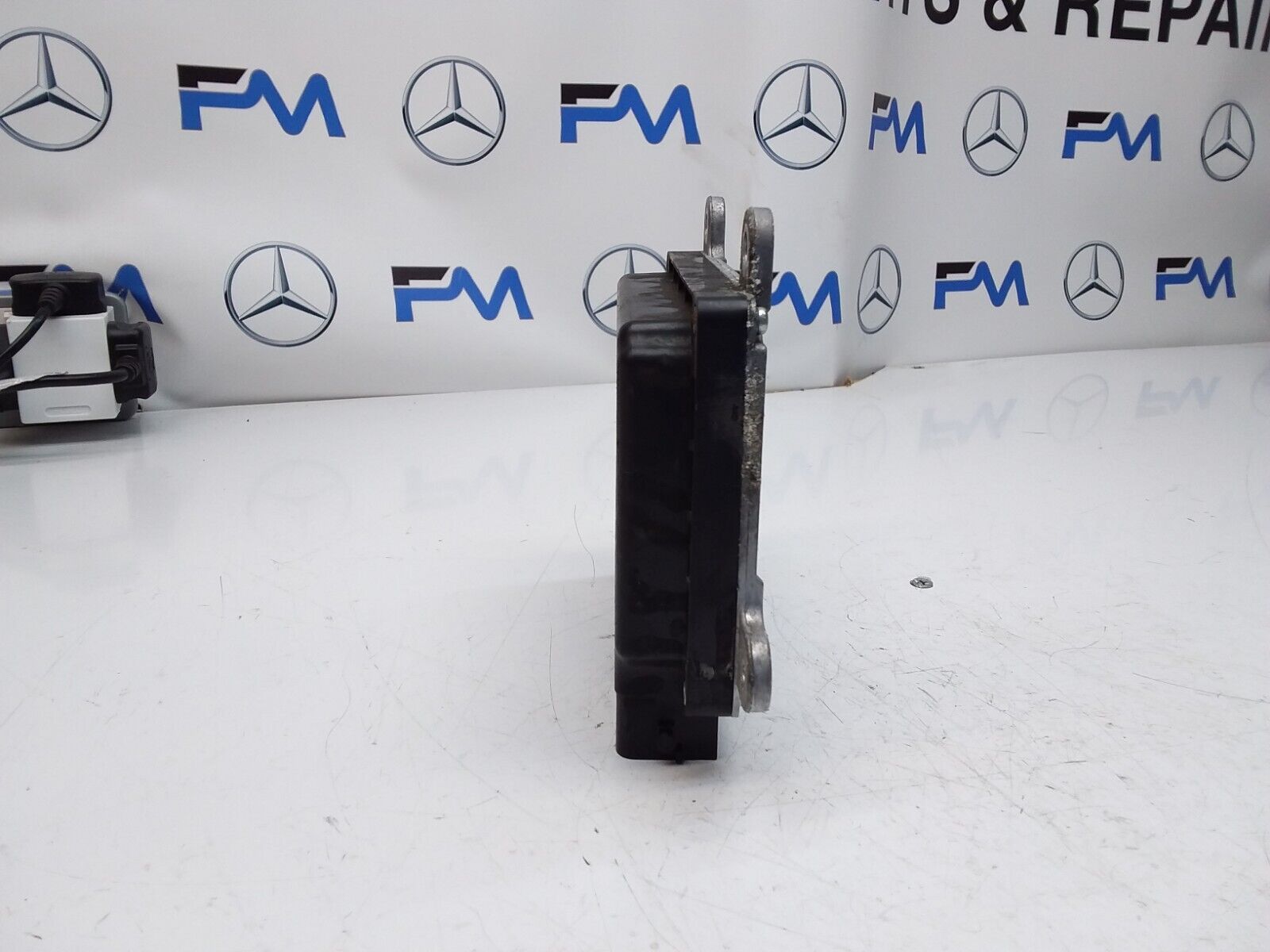 MITSUBISHI  OUTLANDER MK3 ENGINE ECU CONTROL MODULE 1860D200 FM00451