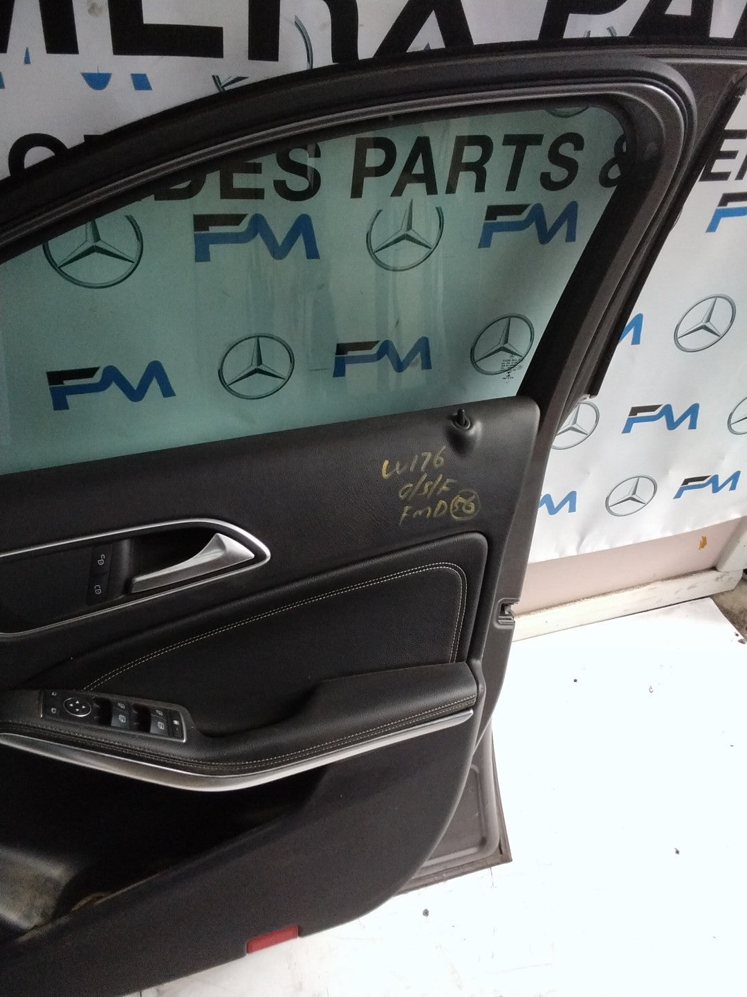 MERCEDES BENZ  A-CLASS W176 DRIVER SIDE FRONT DOOR O/S/F COMPLETE GREY FMD56
