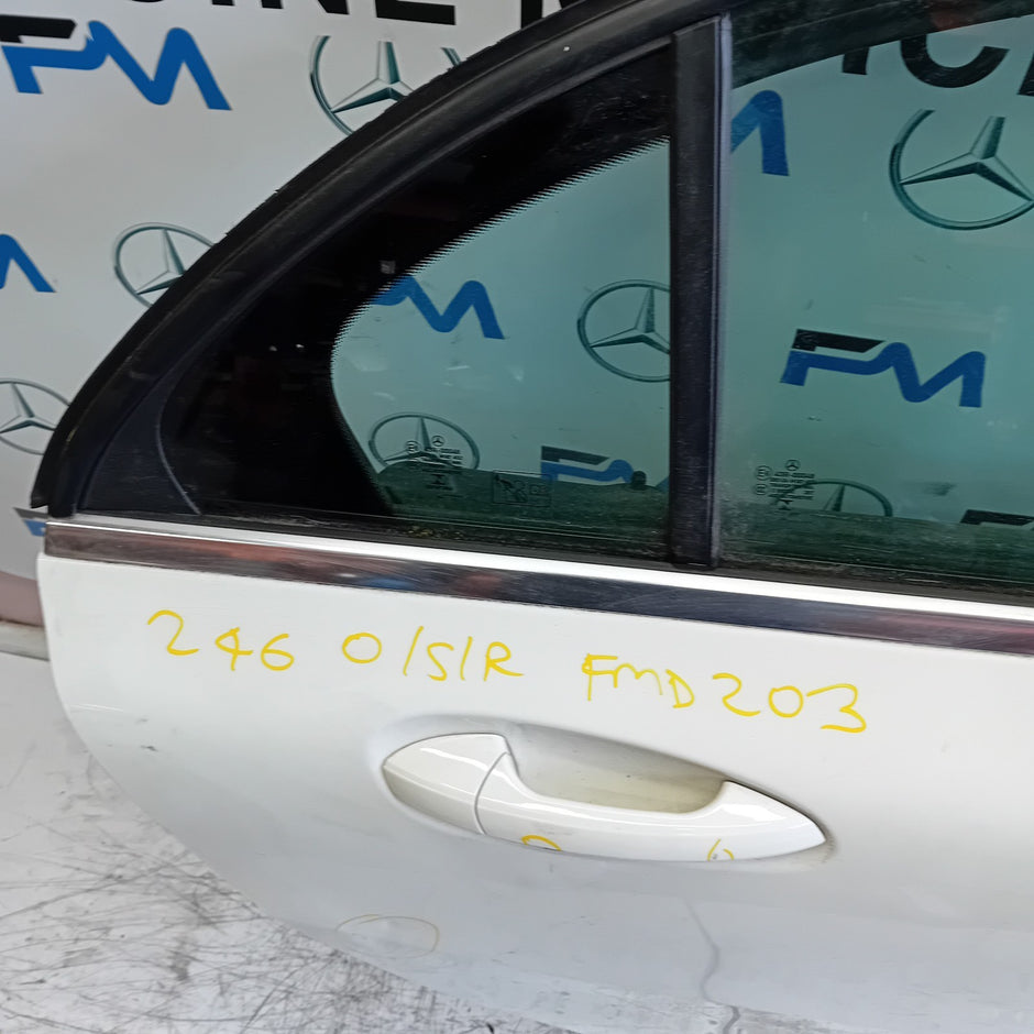 MERCEDES BENZ B-CLASS W246 DRIVER REAR DOOR OSR WHITE 2012-19  COMPLETE FMD203