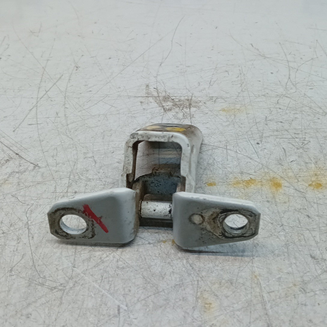 MITSUBISHI OUTLANDER MK3  FRONT DOOR HINGE PANEL A521 A046834 FM001637