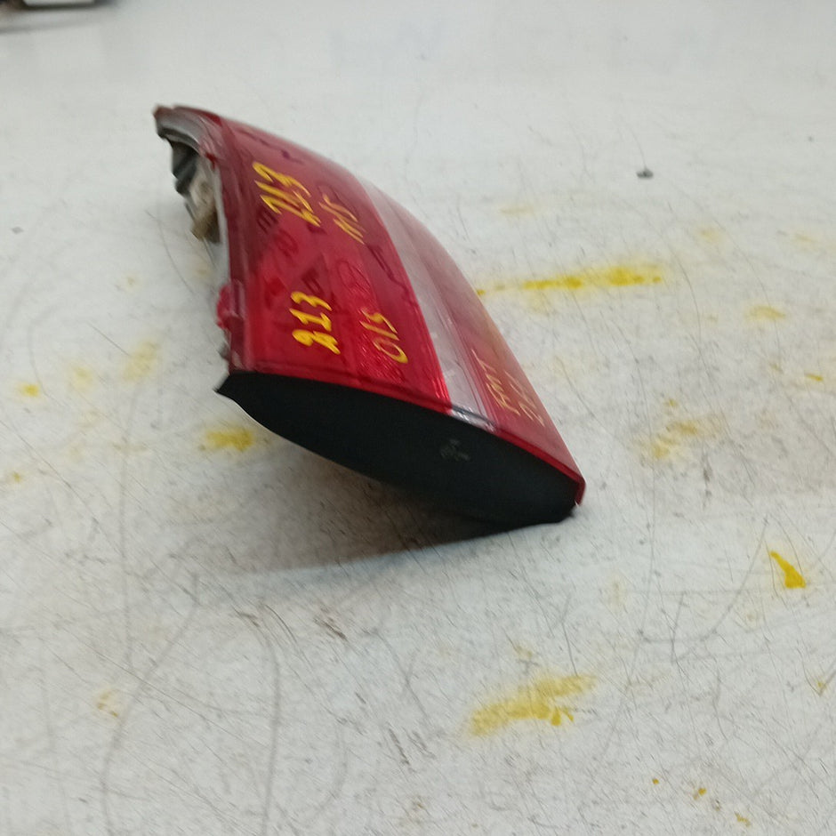 MERCEDES BENZ  E-CLASS W213 PASSENGER LEFT NS REAR TAIL LIGHT FMT264