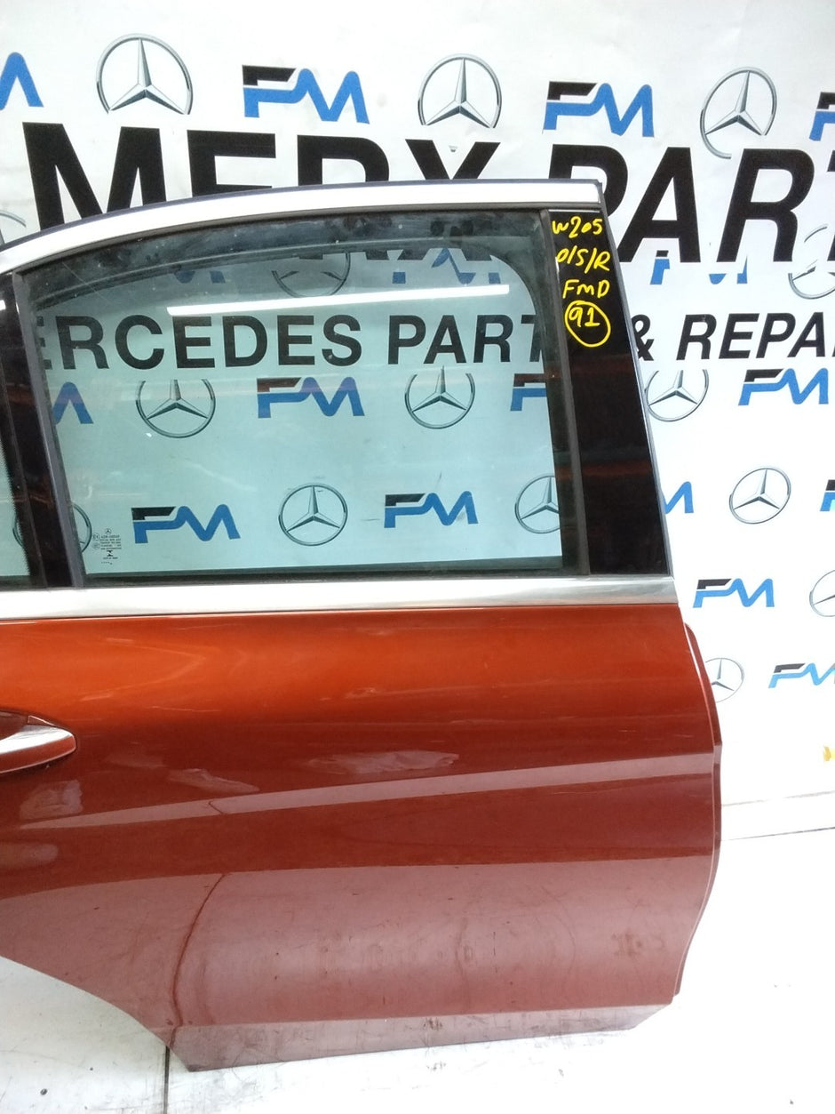 MERCEDES BENZ  C-CLASS W205 DRIVER SIDE REAR DOOR O/S/R COMPLETE RED FMD91