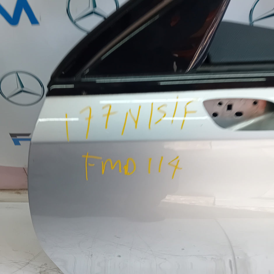 MERCEDES  A-CLASS W177 PASSENGE SIDE FRONT DOOR N/S/F COMPLETE SILVER FMD114