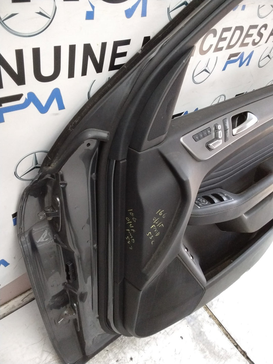 MERCEDES M-CLS W166  DRIVER REAR DOOR OSF GREY 2011-15 COMPLETE FMD582