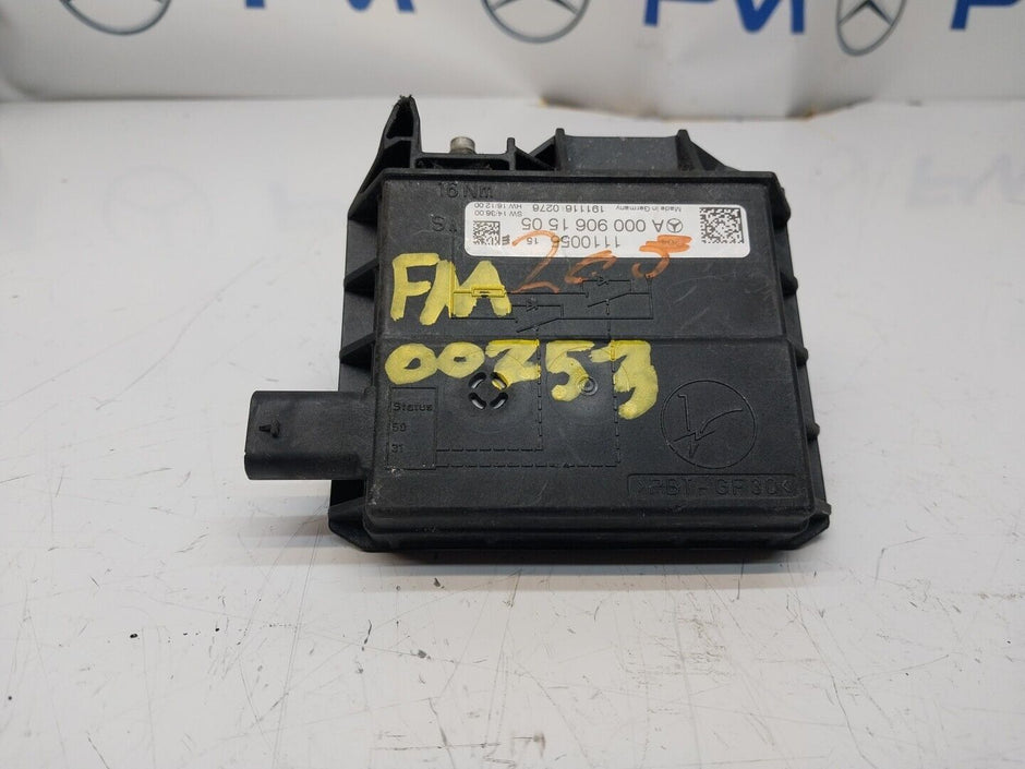 Mercedes W213 W205 W218 W238 W253 Negative Battery Tray Clamp A0009061505FM00253