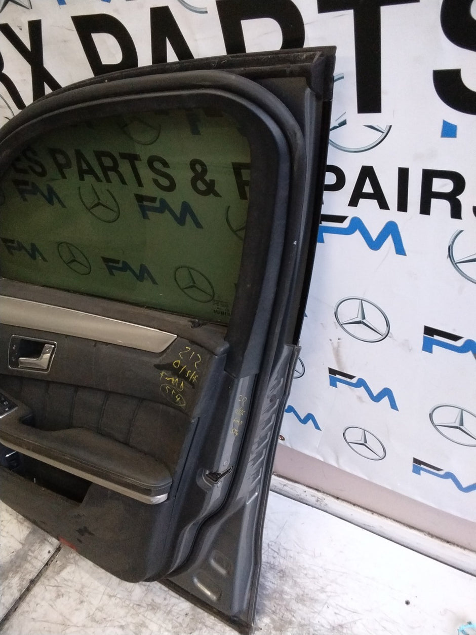 MERCEDES E-CLASS W212  DRIVER FRONT DOOR OSF GREY 2009-16 COMPLETE FMD554