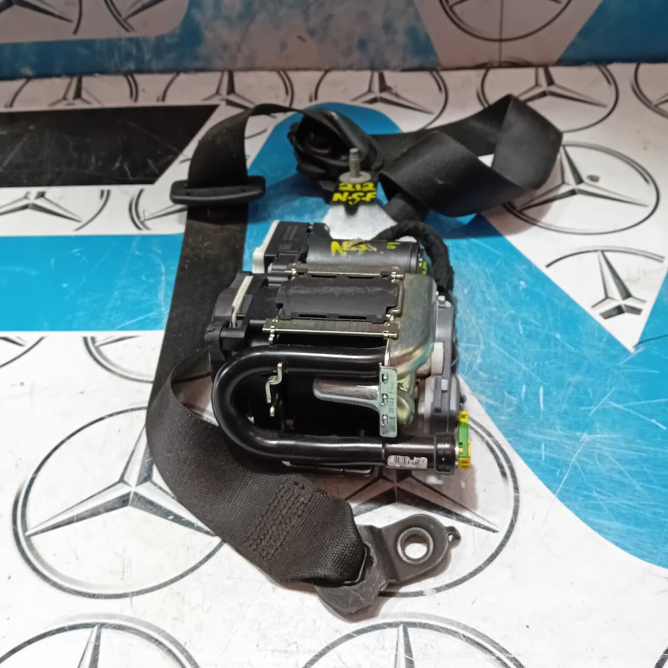 Mercedes Benz E-Class W212 Seat Belt Front Left Strap A2128600785 2009/2016