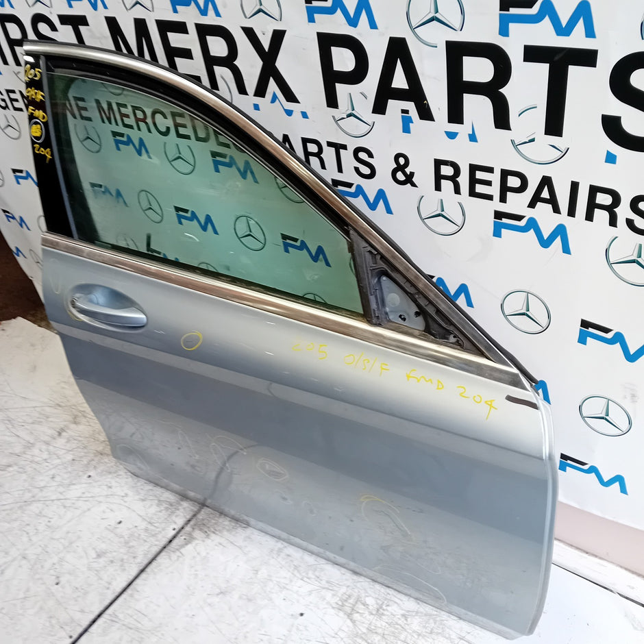 MERCEDES BENZ C-CLASS W205 SALOON DRIVER  FRONT DOOR OSF SILVER 2014 ON  FMD204