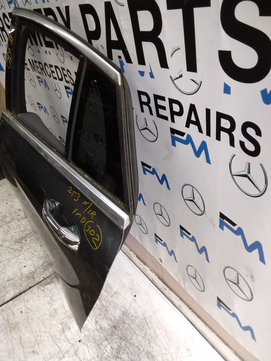 MERCEDES GLC C253  PASSENGER REAR DOOR NSR GREY 2016-22  COMPLETE FMD302