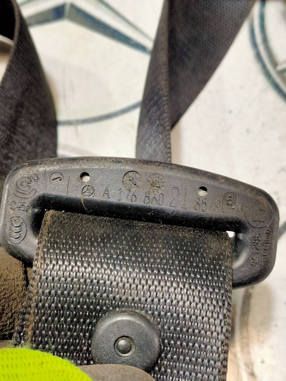 MERCEDES A-CLASS W176 FRONT LEFT PASSENGER SIDE SEAT BELT A1768602185 2012-2017