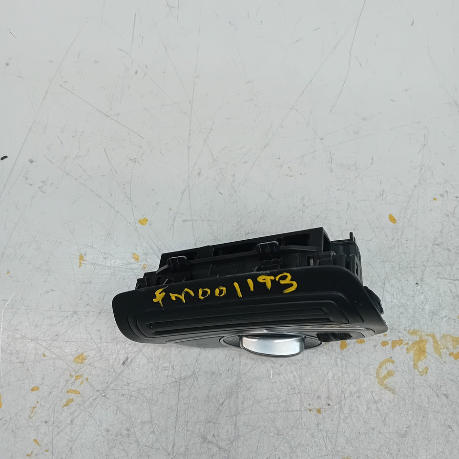 MERCEDES C-CLASS W205 HEADLIGHT CONTROL SWITCH 2014 A2059057207 FM001193