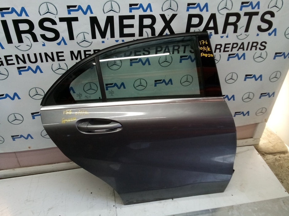 MERCEDES BENZ A CLASS W176 DRIVER SIDE REAR DOOR ( OFF SIDE REAR ) FMD20