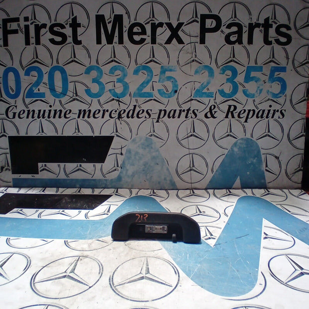 2016 MERCEDES E CLASS E220 W213 REAR LEFT SIDE INTERIOR ROOF HANDLE WITH LIGHT